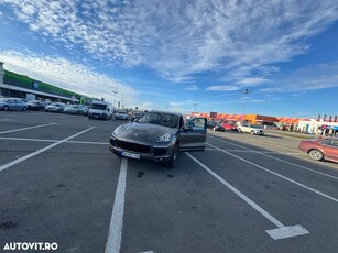 Porsche Cayenne S E-Hybrid Platinum Edition