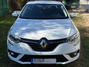 Renault Megane TCe Business