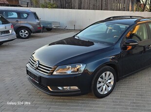 Volkswagen Passat Variant 2.0 Blue TDI SCR Trendline