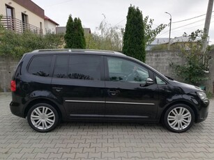 Volkswagen Touran 2.0 TDI DPF DSG Highline