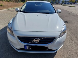 Volvo V40 D2 94g Rdesign