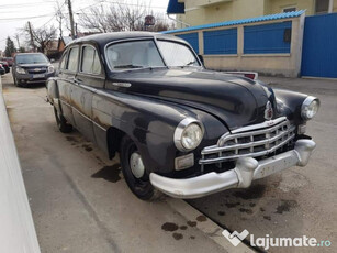 Limuzina de epoca 1952 Gaz 12 Zim, locuri bodyguard, restaurata