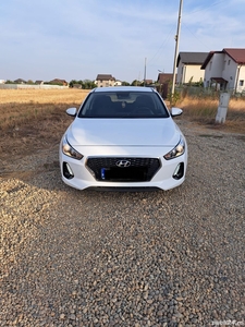 Hyundai i30 noul model an 2017 motor 1.4 101 cai impecabil, urgent