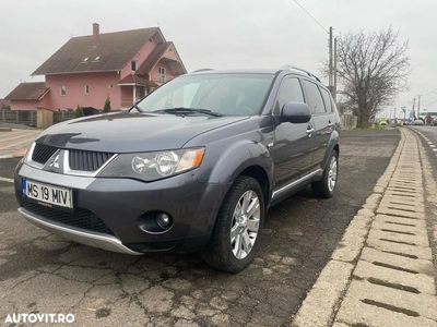 Mitsubishi Outlander 2.0 DI-D 4WD Inform