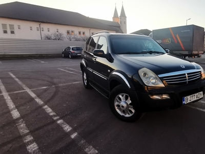 SsangYong Rexton II RX 270 Xdi an 2006 4x4 automat 164 cp 273000 km