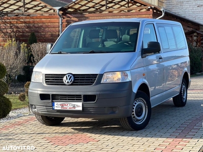 Volkswagen Transporter Caravelle Comfortline Scurt
