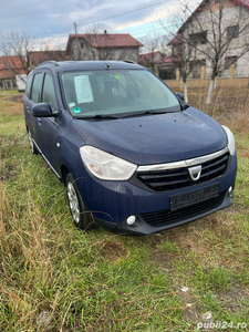 Dacia Lodgy 1.2i. 7 locuri. 2013