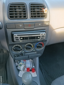 Hyundai Accent 2005, 1.3 benzina