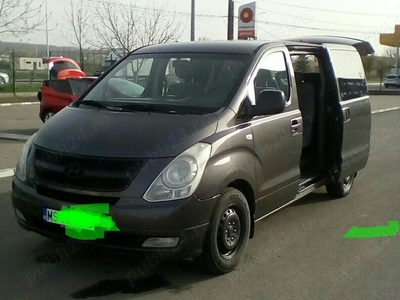 Microbuz-Vind Schimb Motorină 2500_Cm EURO_4 Locuriii:8 An:2008