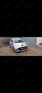 peugeot 107 an 2010 pret 2400 euro