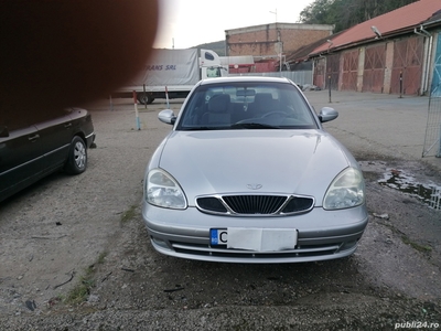 Vând Daewoo Nubira 2