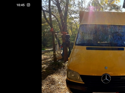 vând foodtruck Mercedes sprinter