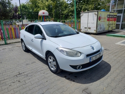 Vând Renault Fluence Dynamique 1,5 DCI 110 CP ES