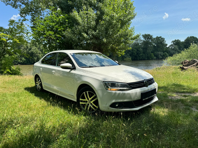 Volkswagen Jetta 1.4 122 cp an 2012 euro 5