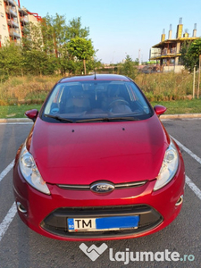 Ford Fiesta 1.4 benzina, automată, rulaj real 108.788 km.