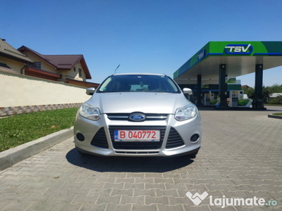 Ford Focus 2013 euro5,CM 6+1,stare excelenta,recent adusa