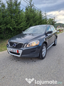 Volvo xc 60 * d3 * cutie automată * impecabil* germania ***