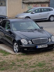 Mercedes Benz w211