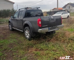 Nissan Navara autoutilitara 2008