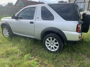 Vand in Oradea un autoturism marca LAND ROVER din 2006