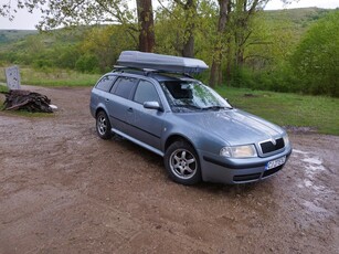 vând Skoda Octavia 1 4x4 , diesel