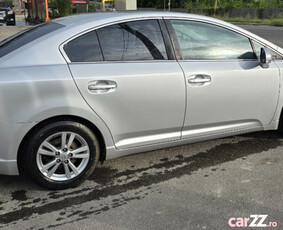 Toyota Avensis motor 4-D4 126 cp 134.000 km