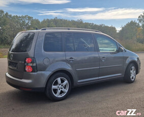 Vw touran, an model 2010, 2.0 tdi-140 cp, dsg 1