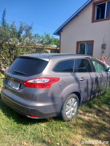 De vanzare Ford Focus 1.6 benzina automat