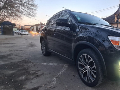 Mitsubishi asx 2016