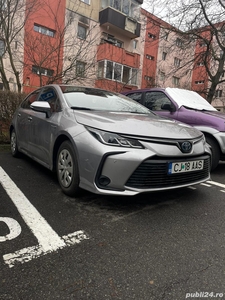 Toyota Corolla Sedan 2021 hybrid