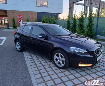 Volvo v40 2.0diesel 2015