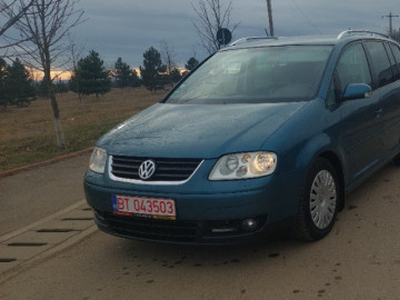 VW touran, numere rosii