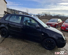 Volkswagen Polo 1.2i 2006 impecabil