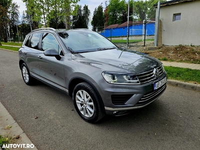 Volkswagen Touareg 3.0 V6 TDI SCR Blue Motion DPF Automatik Exclusive