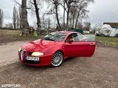 Alfa Romeo GT 1.9 JTD M-Jet DPF Distinctive