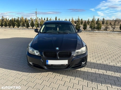 BMW Seria 3 320d xDrive DPF Aut. Edition Fleet Exclusive