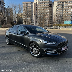 Ford Mondeo 2.0 HEV Vignale