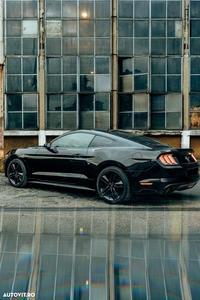 Ford Mustang 5.0 Ti-VCT V8 Aut. Black Shadow Edition