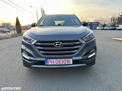 Hyundai Tucson blue 1.7 CRDi 2WD Style