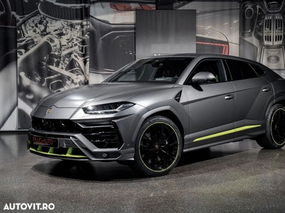 Lamborghini URUS Standard