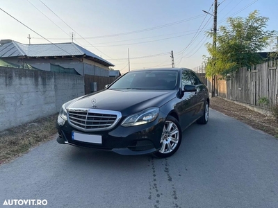 Mercedes-Benz E 220 BlueTEC 4Matic 7G-TRONIC Elegance