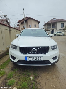 Volvo XC 40 D3 AWD Geartronic Momentum