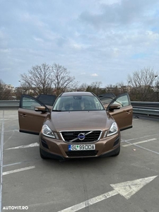 Volvo XC 60 D5 AWD Momentum