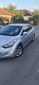 Hyundai Elantra 1.6 benzina