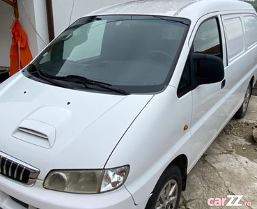 Hyundai H1 Autoutilitara,2006 decembrie,201000km