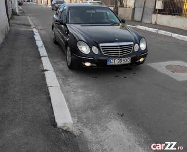 Mercedes-Benz E 220 Avantgarde