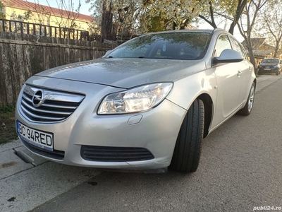 Opel Insignia 2.0cdti ,130cp , 2011 , 233000km
