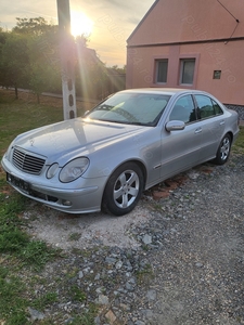 Vand Mercedes E 270 cdi AVANTGARD