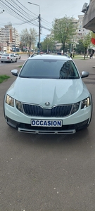 Vând Skoda Octavia Scout diesel 4x4 din 2019 de 184 cp.