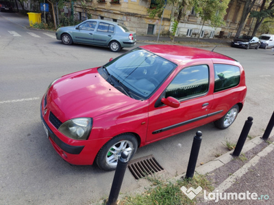 Renault Clio foarte ingrijit